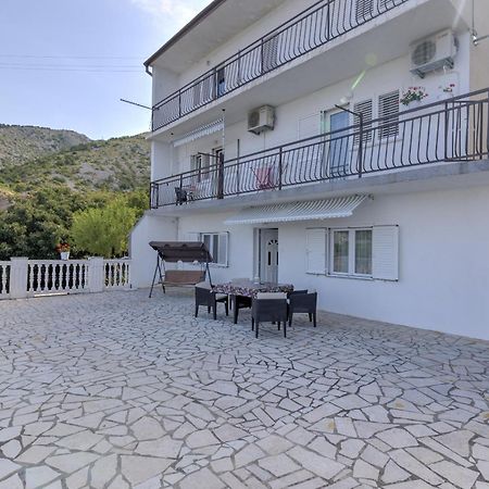 Natalie Senj (Lika-Senj) Quarto foto